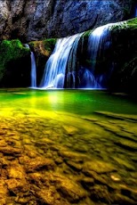 HD Waterfall 3D Live Wallpaper